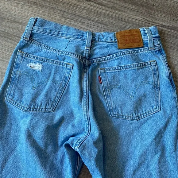 Levi’s 501 Jeans - Picture 5 of 9